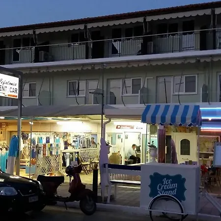 Tzakis Lassi 公寓式酒店